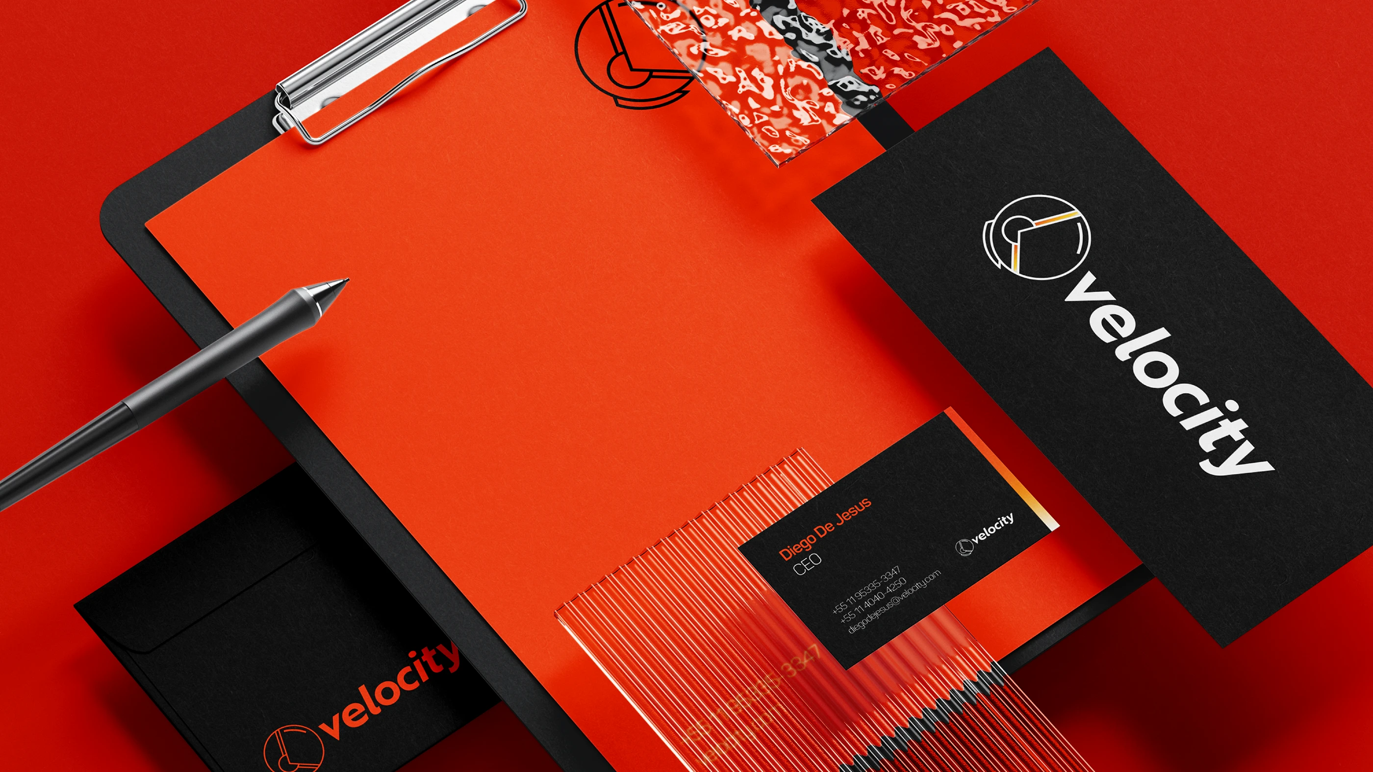 Velocity, identidade de marca (projeto da CHAVES), imagem 18 de 24